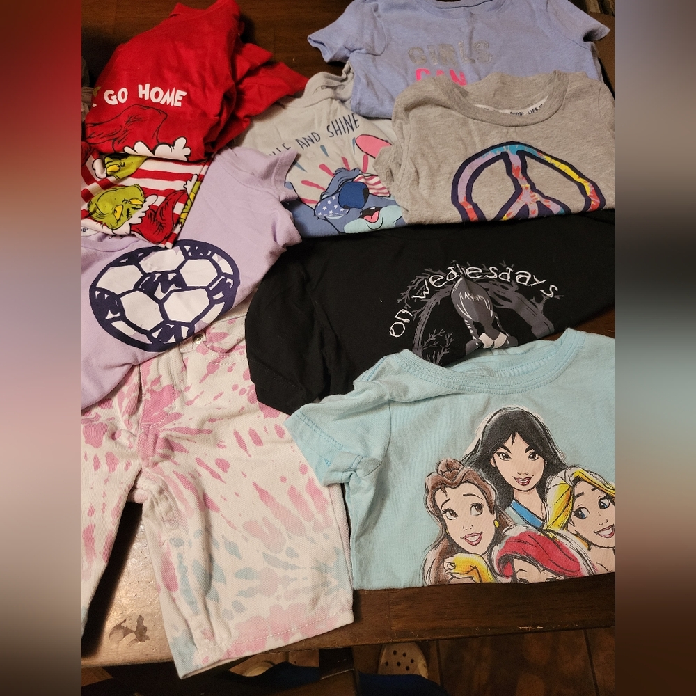Bundle of mixed clothing